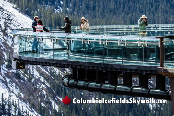 Jasper Columbia Icefields Glacier Skywalk During November